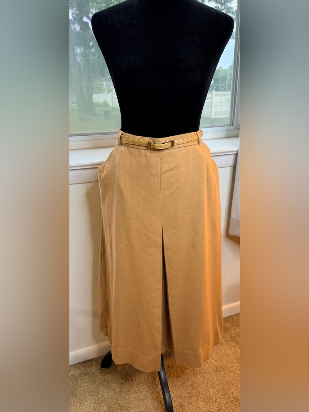 Vintage 100% wool the villager camel pleated preppy classic skirt pockets belt M